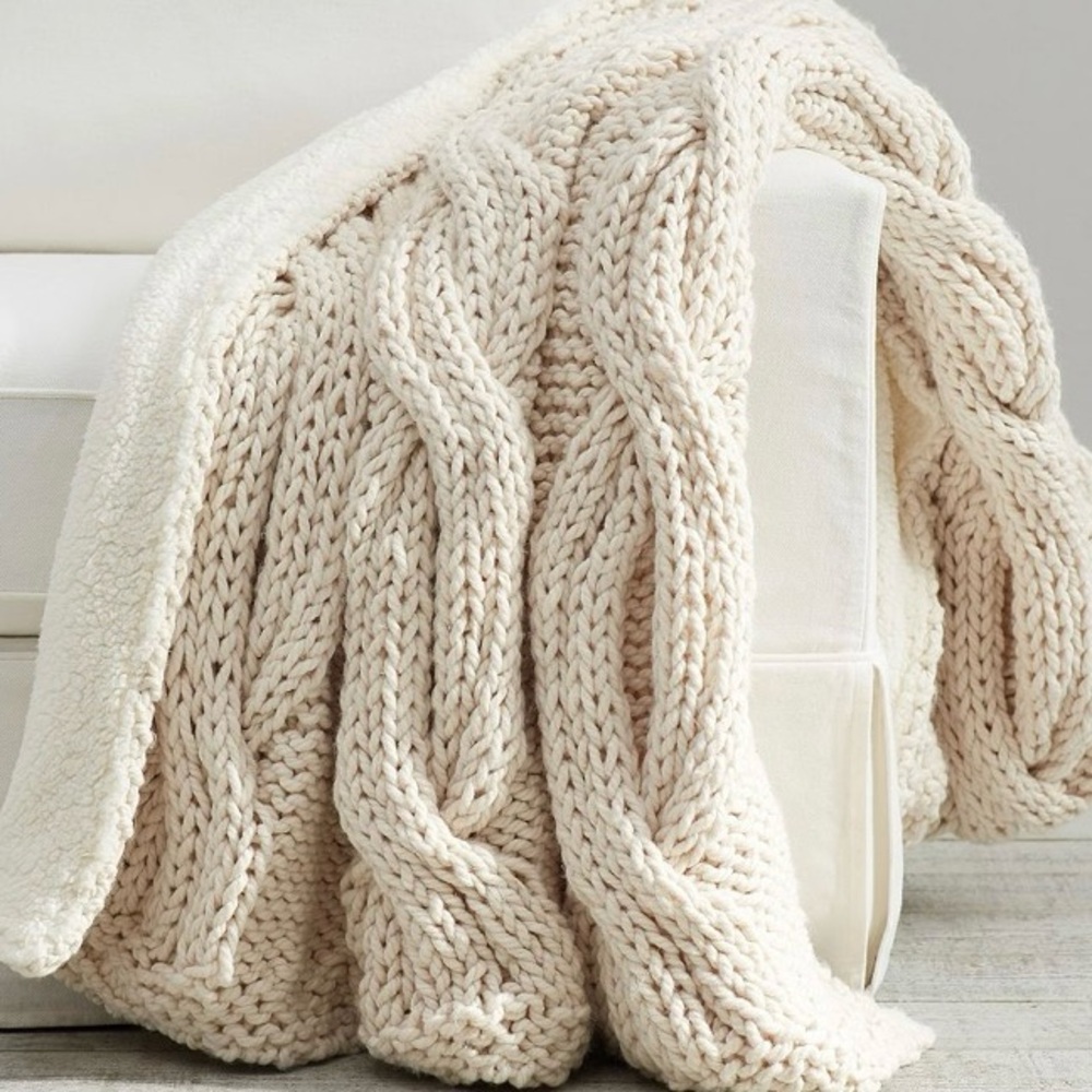 POTTERY BARN ALPINE HANDKNIT CABLE SHERPA BACK THROW BLANKET IN IVORY!